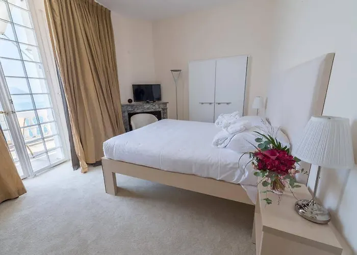 エデン パレス オー ラック