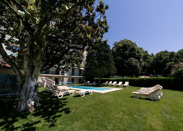 Eden Palace Au Hotel