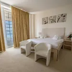 Otel Eden Palace Au Montrö
